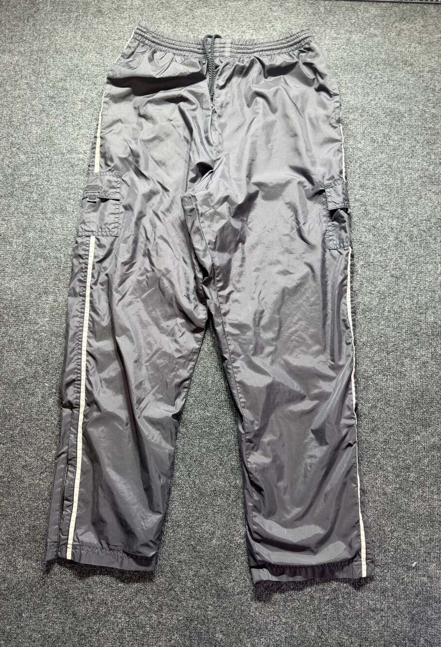 Vintage St. John's Bay Nylon Windbreaker Cargo Pants Gray Size Medium